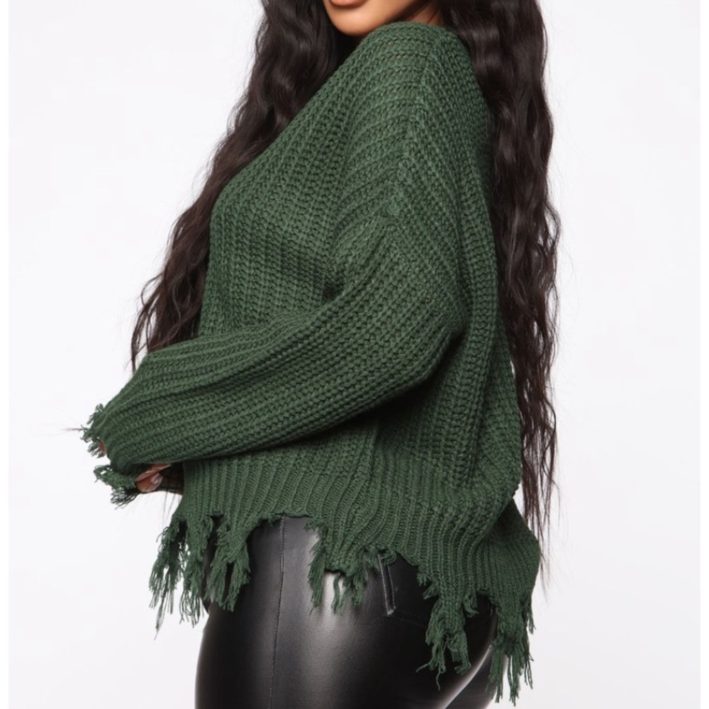 NWOT. Green Distressed Sweater.